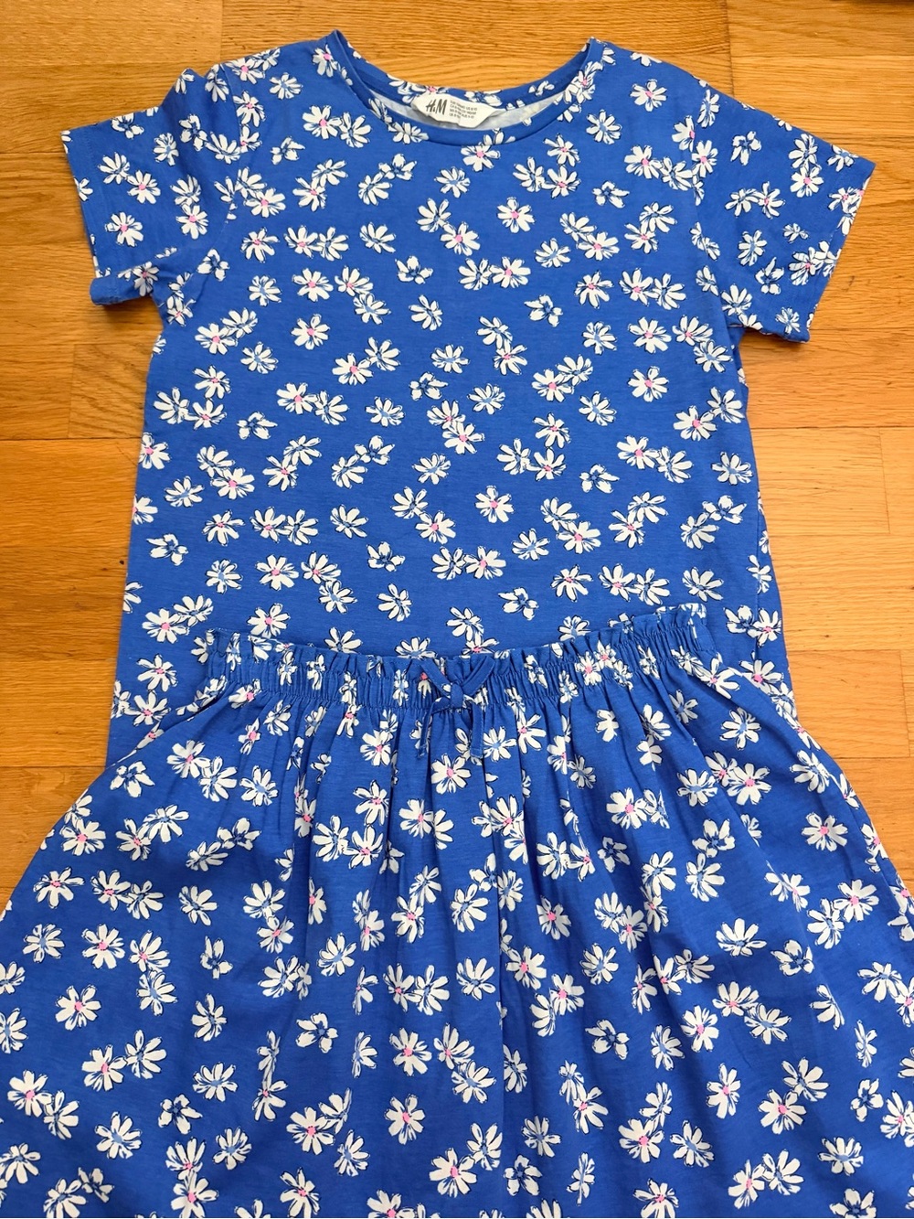 H&M Royal Blue Daisy Print Casual Set
